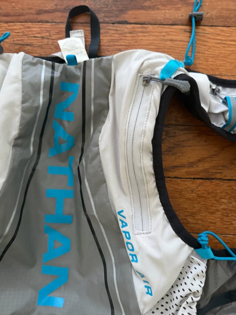 Nathan VaporAir Hydration Running Vest Gray Blue Size Small